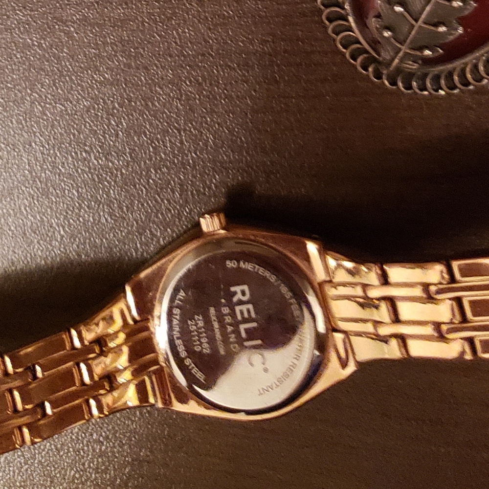 Watch - Picture 3 of 4